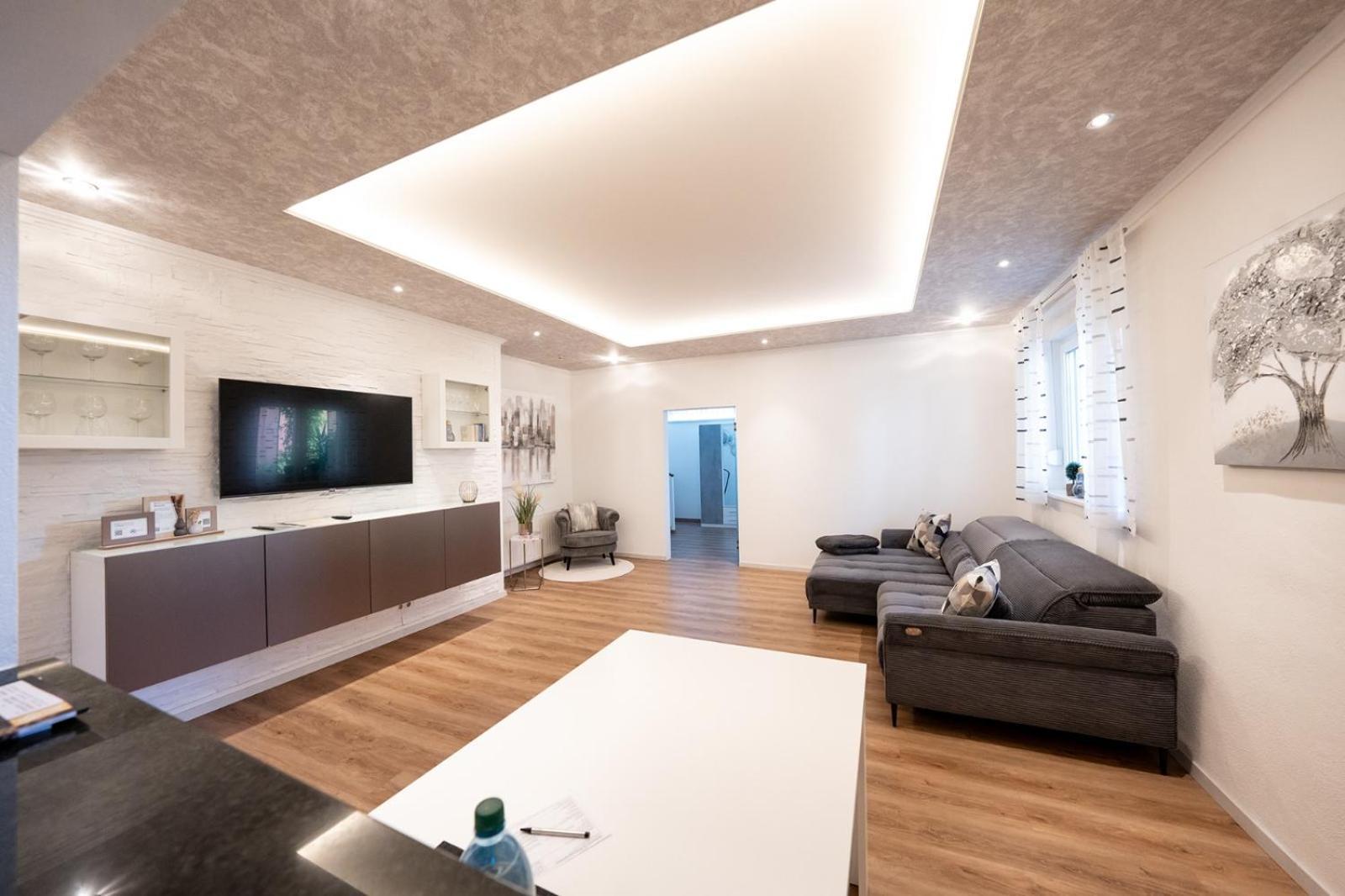 Ring48 Living - Modernes Wohnen Mit Wohlfuehlambiente Mitten Im Stadtzentrum - Vollausgestattete Kueche, Bad Mit Duschbadewanne, Parkplatz *